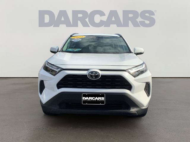 Used 2025 Toyota RAV4 XLE AWD/4WD image 2