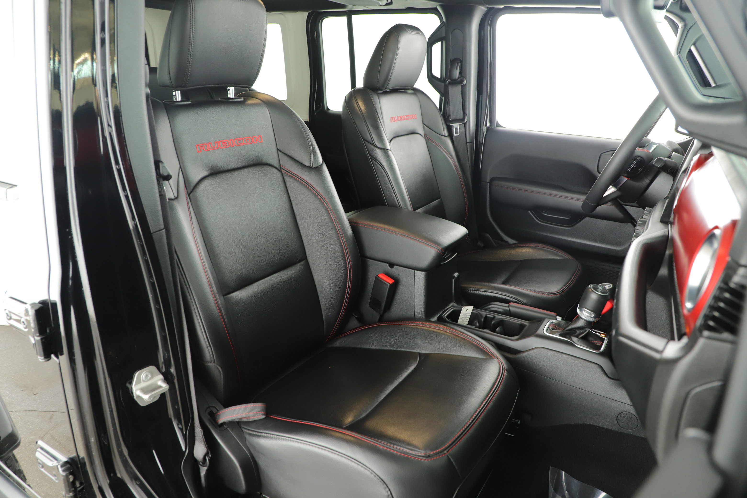 Used 2023 Jeep Wrangler Unlimited Rubicon w/ Cold Weather Group image 11