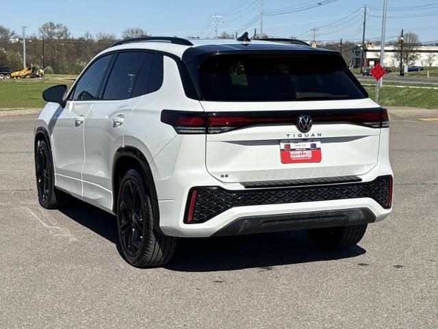 Used 2026 Volkswagen Tiguan SE R-Line image 7