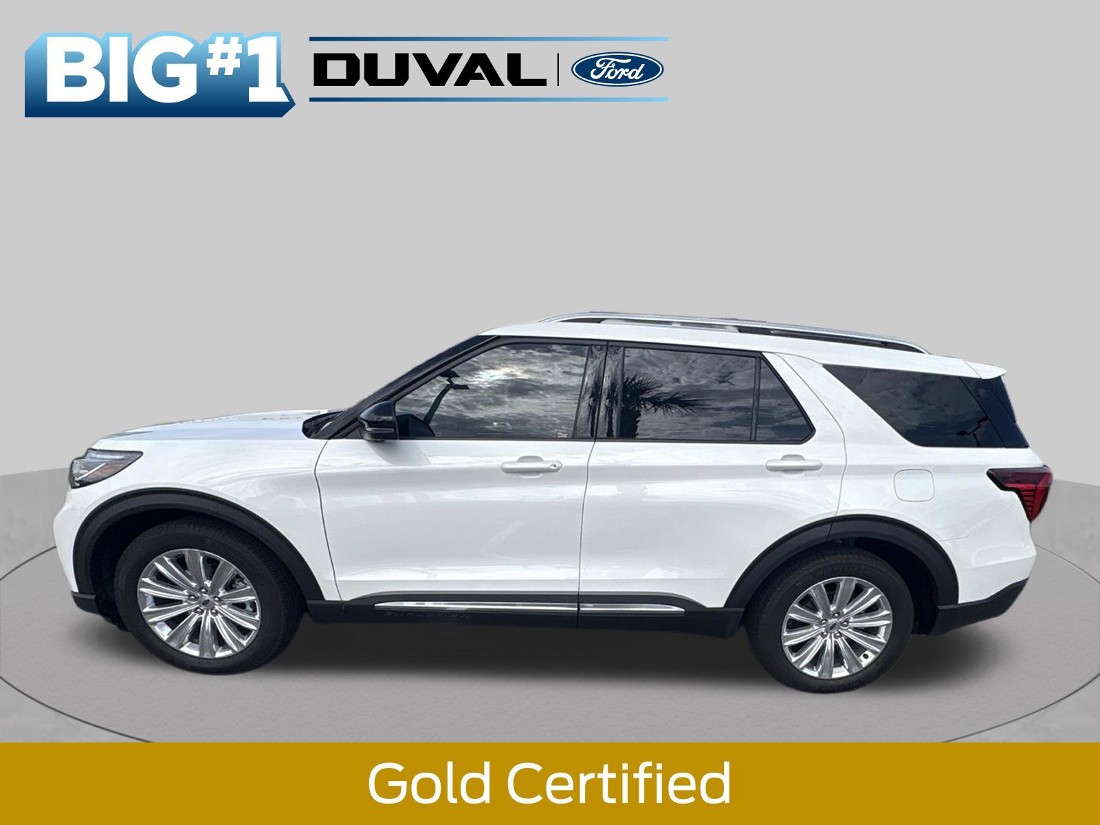 Certified 2025 Ford Explorer Platinum RWD image 5