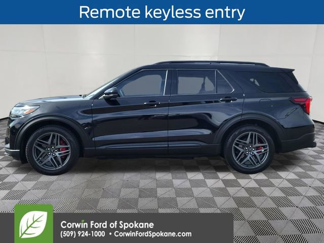 Certified 2025 Ford Explorer ST w/ Sun And Sound Package AWD/4WD image 11