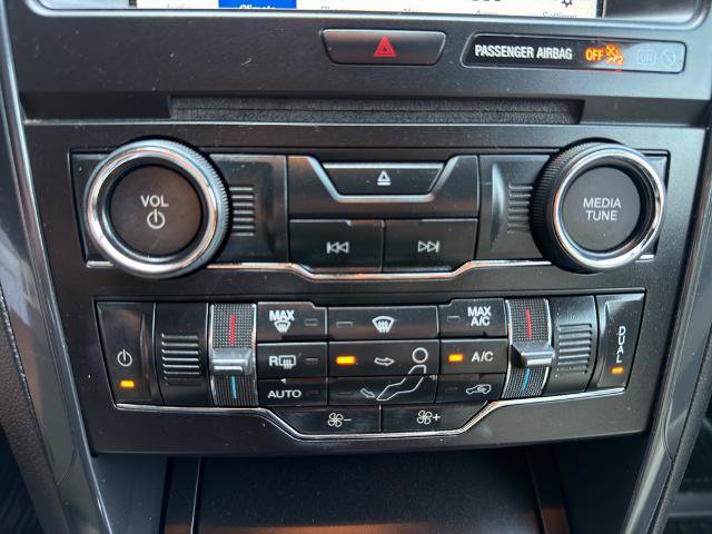 Certified 2018 Ford Explorer XLT w/ Equipment Group 201A AWD/4WD image 30