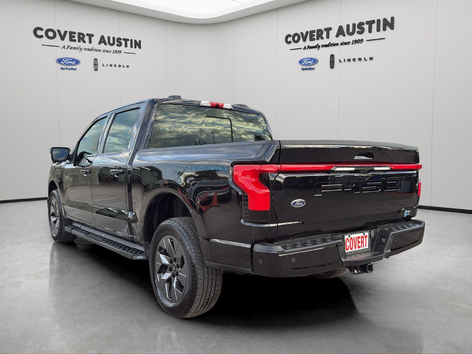 Certified 2023 Ford F150 Lightning Lariat w/ Equipment Group 511A High AWD/4WD image 3