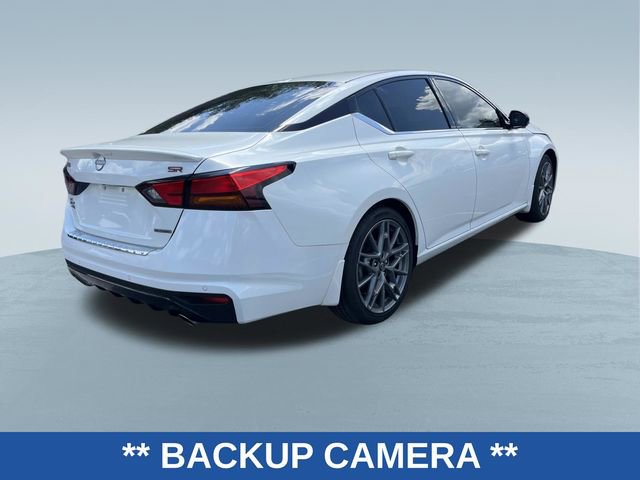 Used 2023 Nissan Altima 2.0 SR FWD image 3
