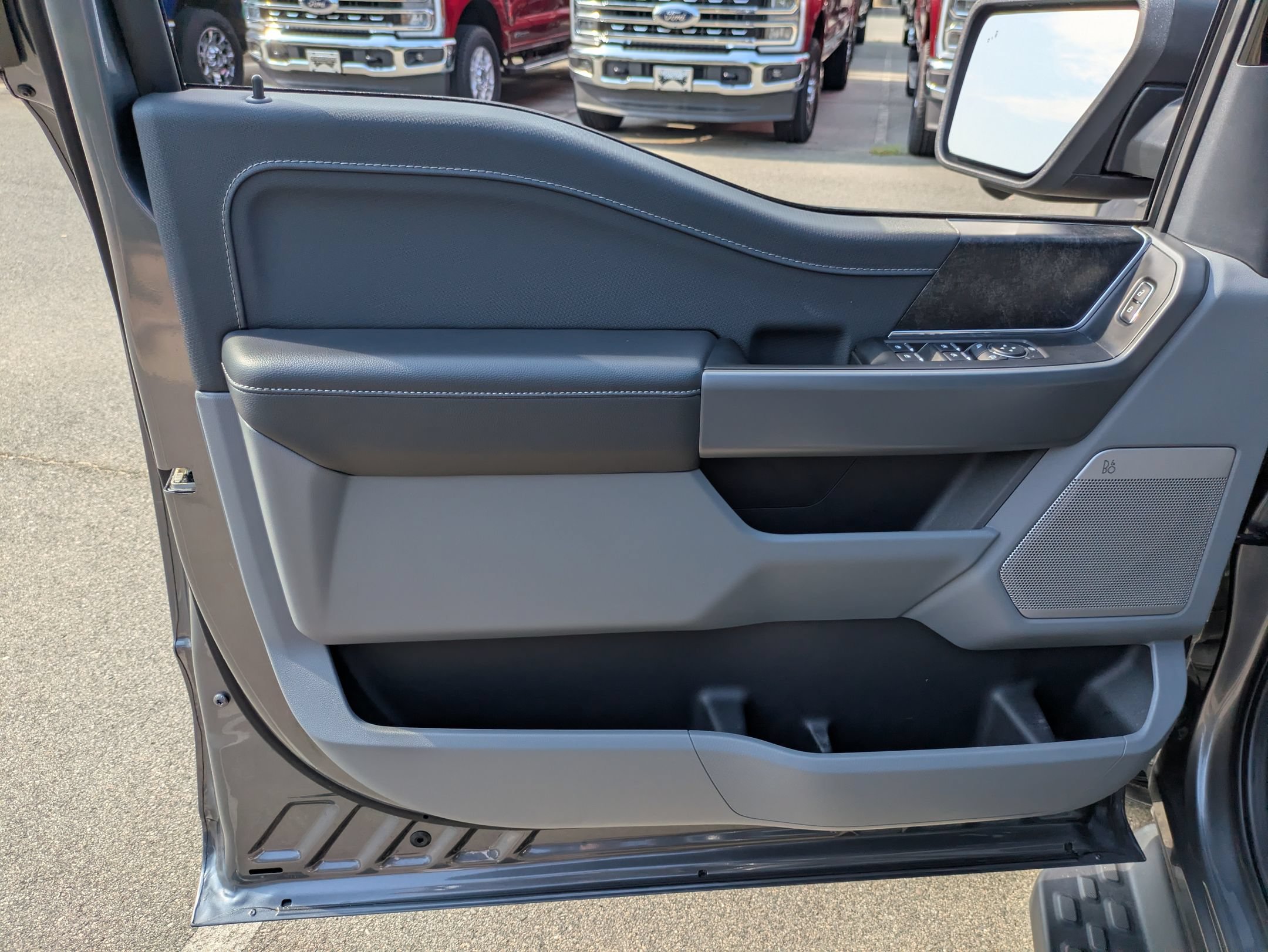 Certified 2025 Ford F150 Lightning Flash AWD/4WD image 17