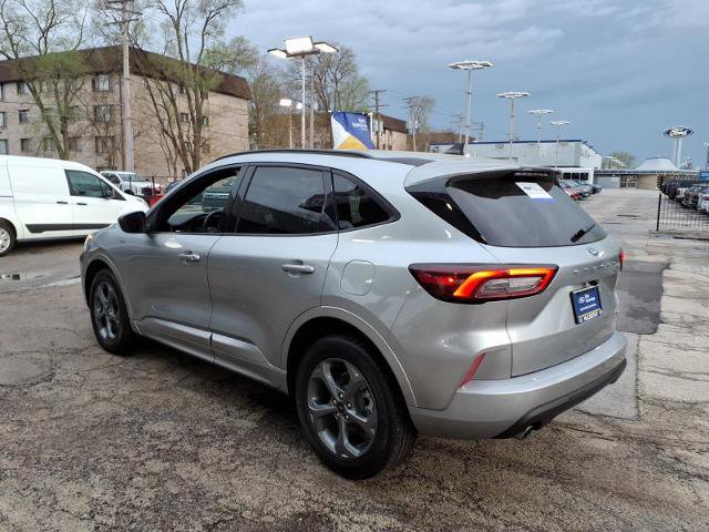 Certified 2023 Ford Escape ST-Line AWD/4WD image 3