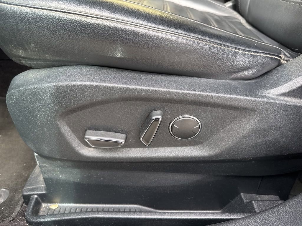 Certified 2017 Ford Edge SEL w/ Equipment Group 201A image 10