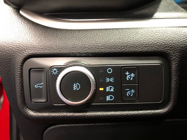 Certified 2021 Ford Explorer XLT w/ Equipment Group 202A image 24