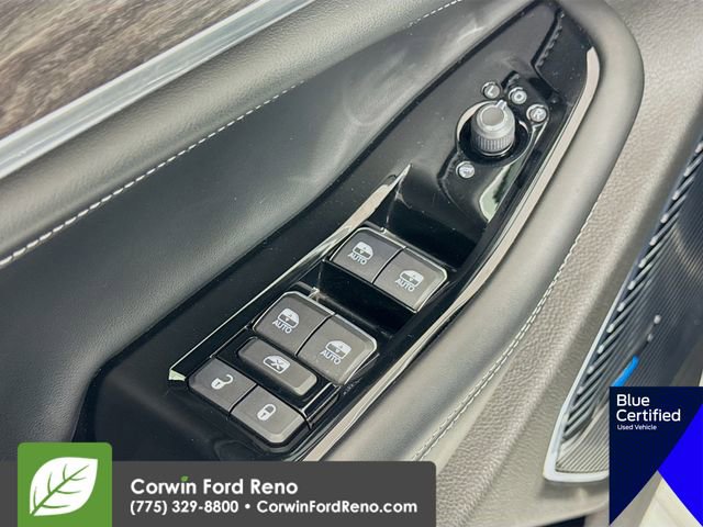 Used 2022 Jeep Grand Cherokee Overland w/ Luxury Tech Group IV image 21