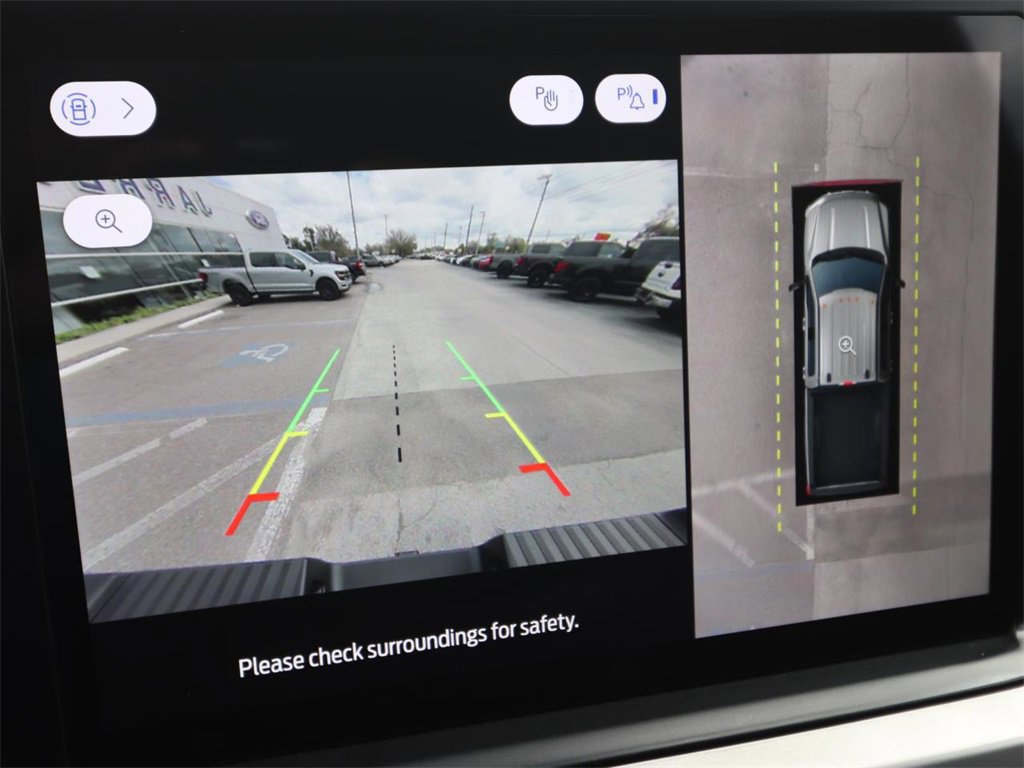 Certified 2025 Ford F250 XLT w/ Black Appearance Package image 10