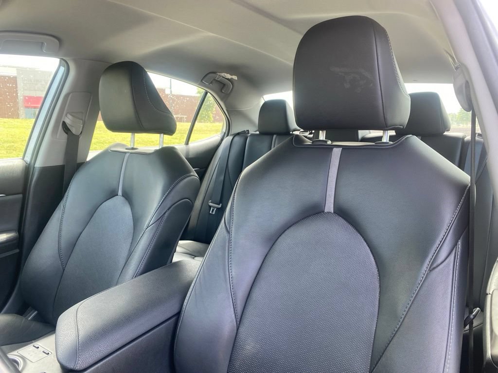 Used 2024 Toyota Camry XSE FWD image 11