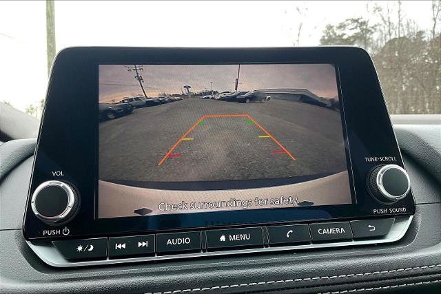 Used 2022 Nissan Rogue S image 24