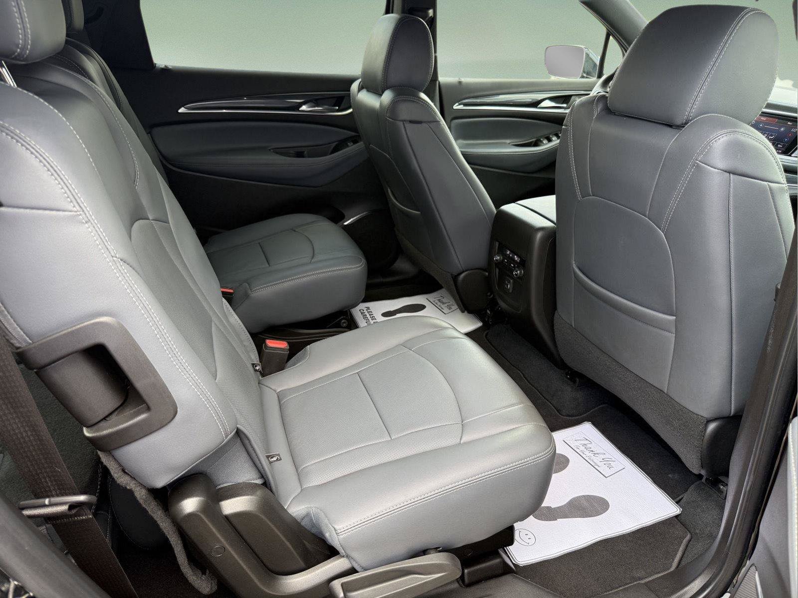 Used 2023 Buick Enclave Essence AWD/4WD image 20