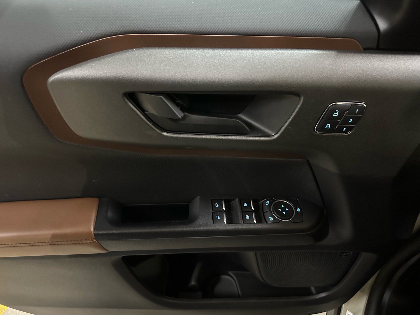 Certified 2025 Ford Bronco Sport Outer Banks w/ Outer Banks Tech Package+ image 17