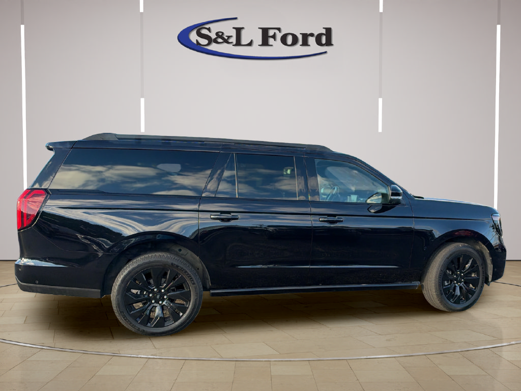 Certified 2025 Ford Expedition Max Platinum w/ Stealth Appearance Package AWD/4WD image 9
