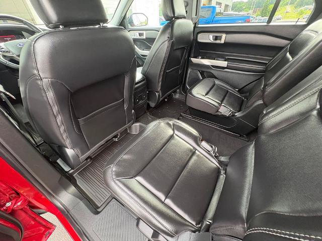 Certified 2023 Ford Explorer XLT w/ Equipment Group 202A AWD/4WD image 22