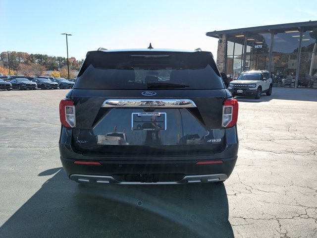 Certified 2023 Ford Explorer XLT w/ Equipment Group 202A image 4