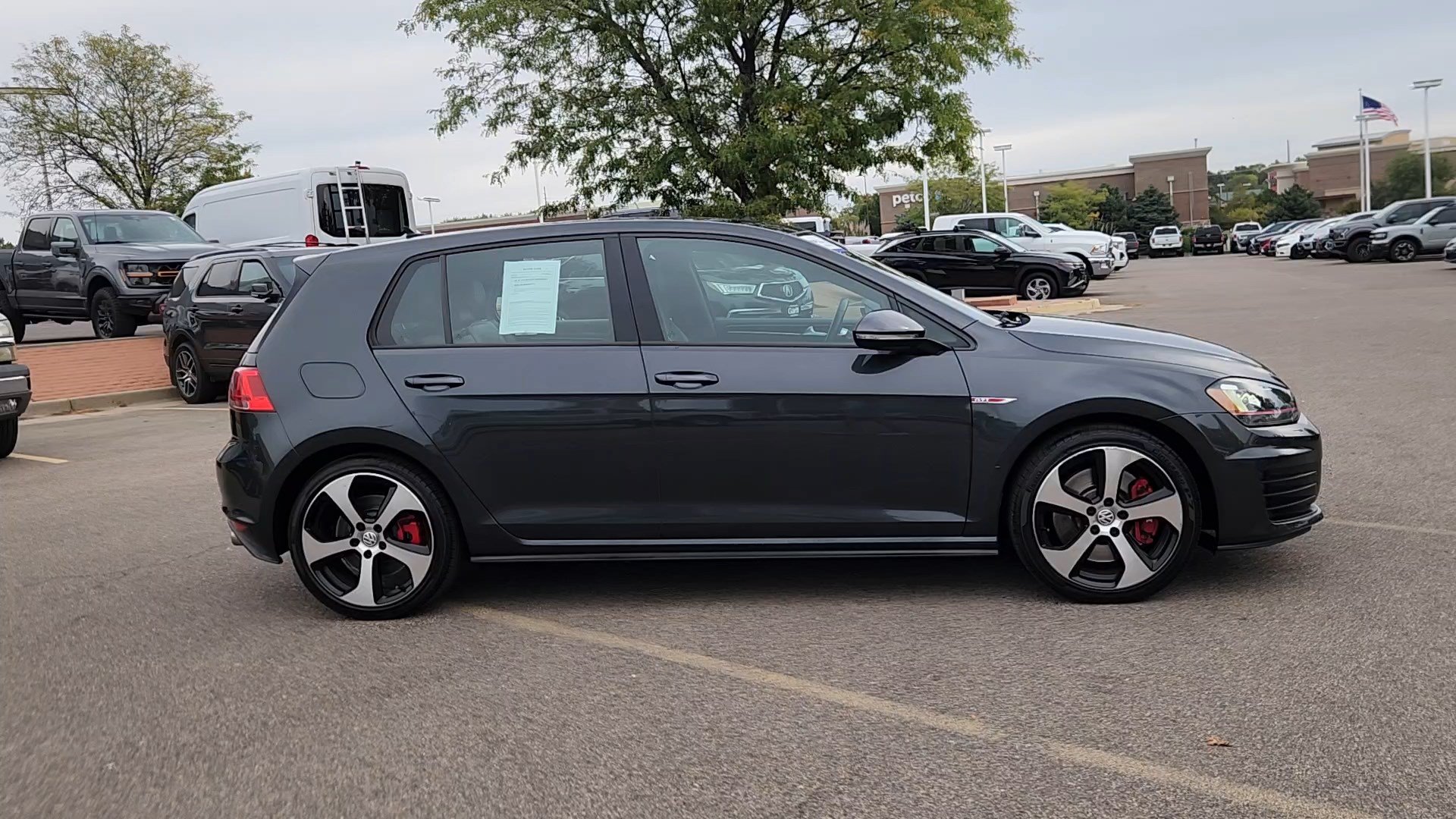 Used 2017 Volkswagen GTI Autobahn FWD image 11
