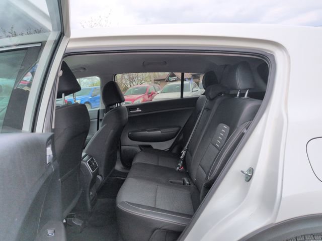 Used 2020 Kia Sportage LX w/ LX Popular Package AWD/4WD image 15