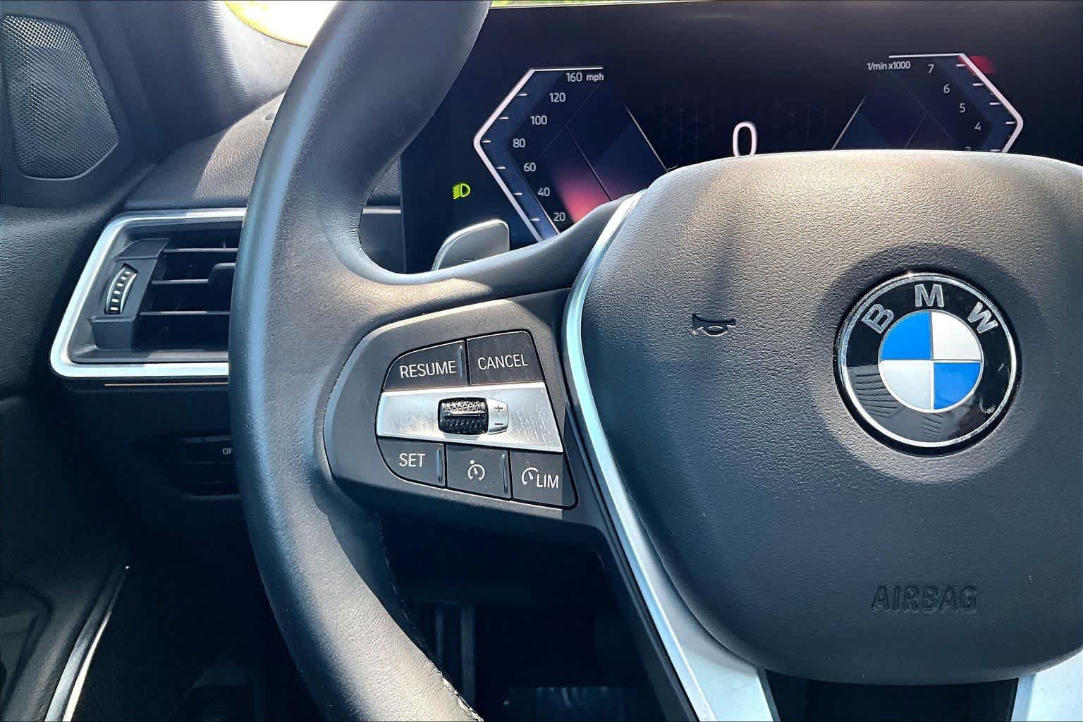 Used 2024 BMW 330i Sedan w/ Convenience Package RWD image 24
