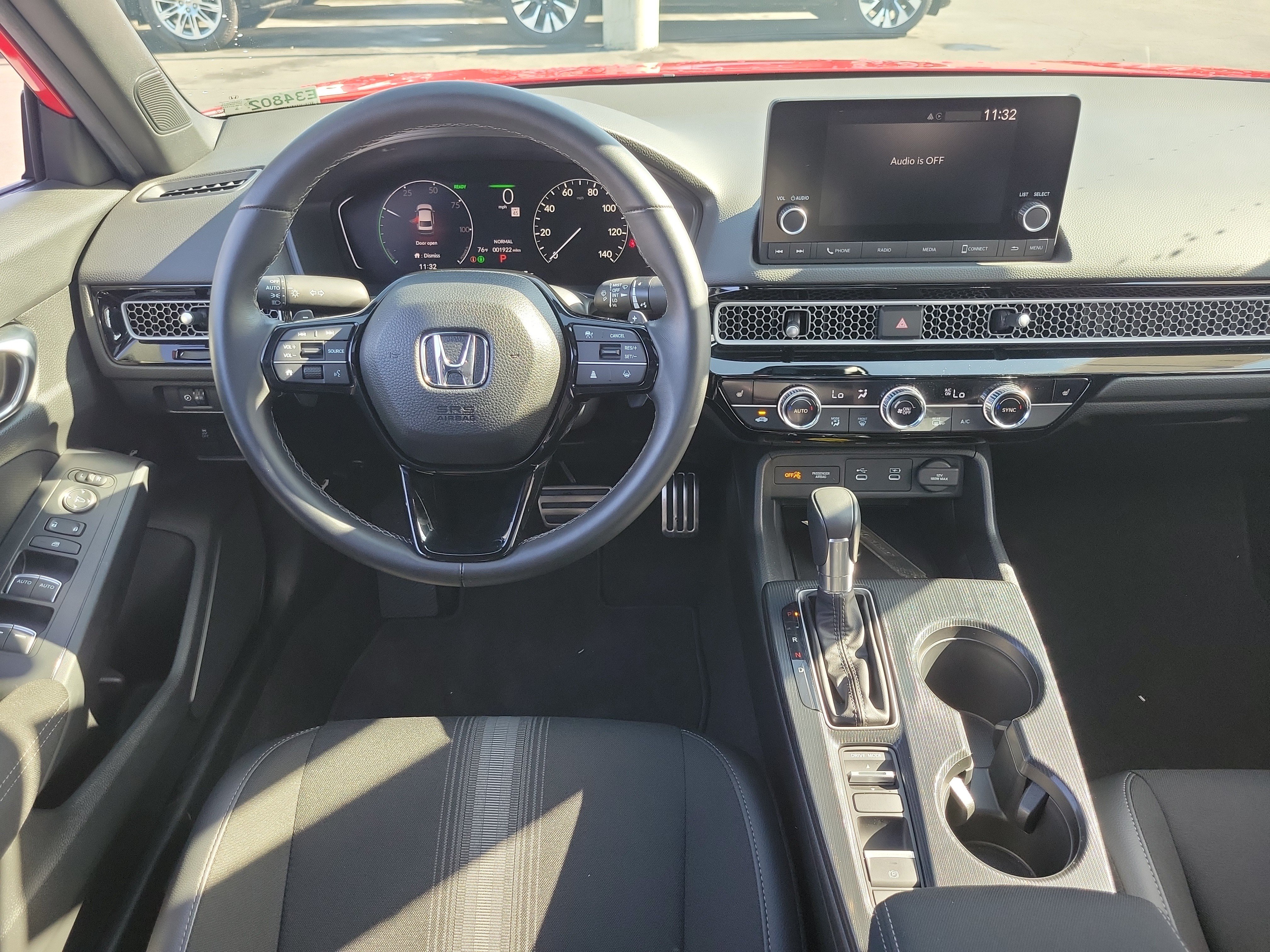 Used 2025 Honda Civic Sport Touring image 4