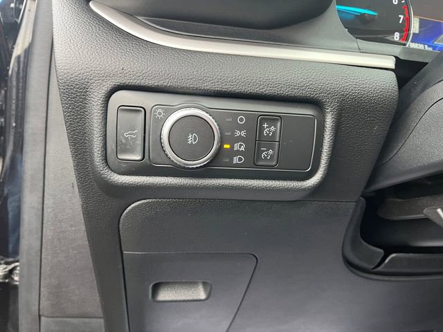Certified 2022 Ford Explorer XLT w/ Equipment Group 202A AWD/4WD image 19