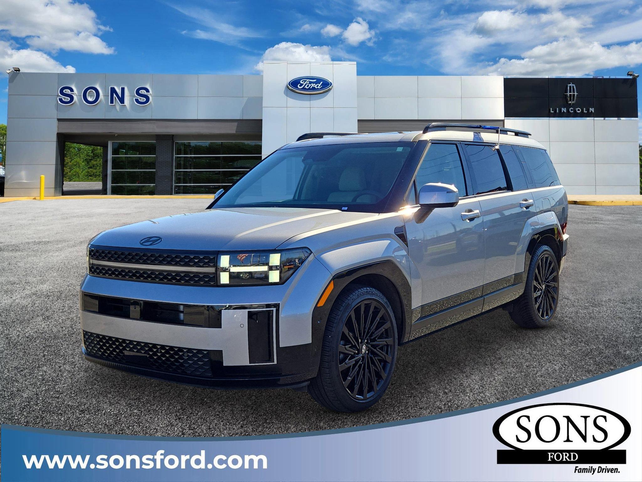 Used 2024 Hyundai Santa Fe Calligraphy image 9