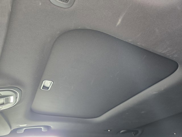 Used 2024 Jeep Grand Cherokee L Altitude image 23