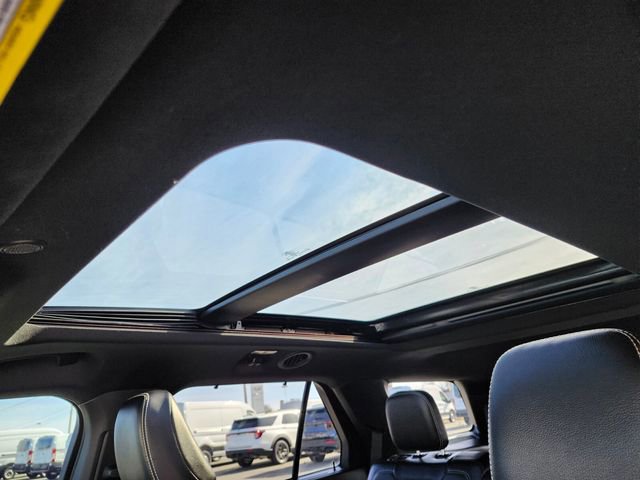 Certified 2021 Ford Explorer ST w/ Equipment Group 401A image 22