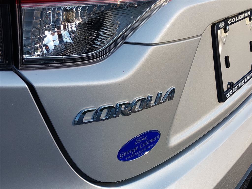 Used 2025 Toyota Corolla SE FWD image 18