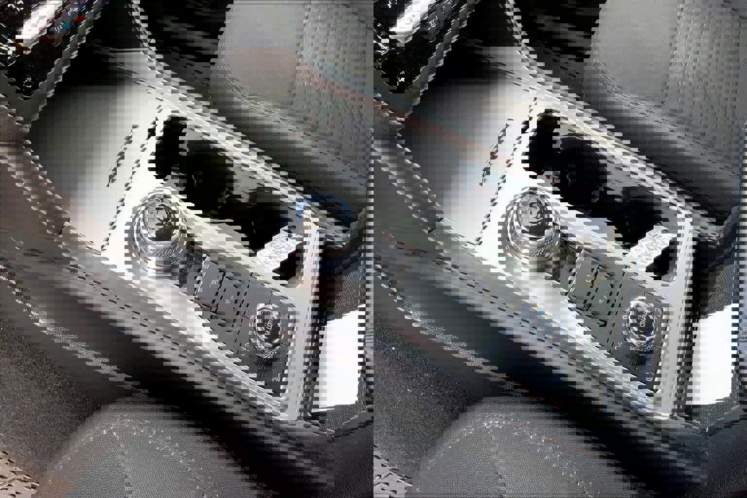 Certified 2020 Ford Explorer XLT w/ Comfort Package image 16