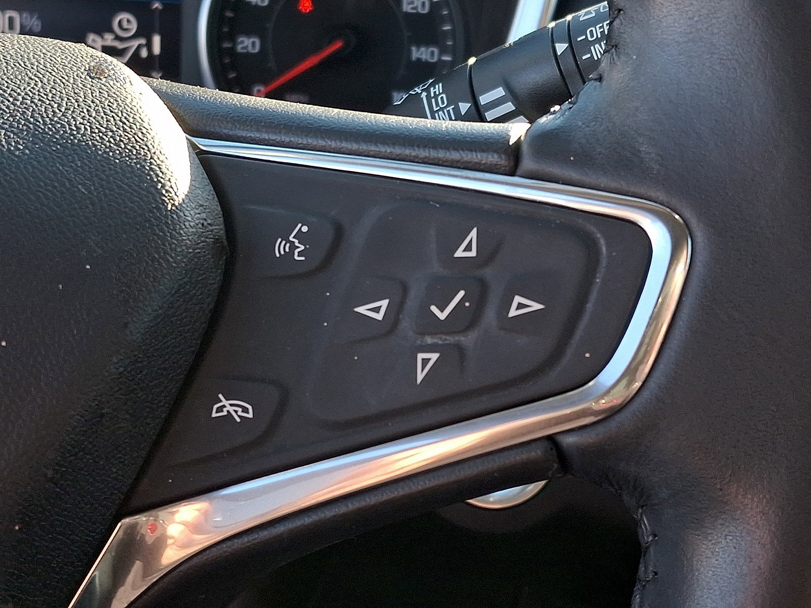 Used 2021 Chevrolet Equinox LT image 20