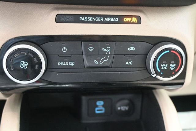 Certified 2022 Ford Escape SE AWD/4WD image 13