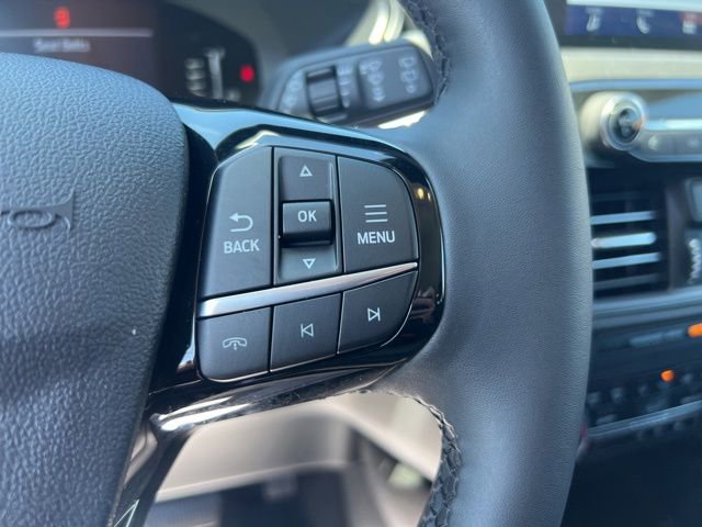 Certified 2024 Ford Escape Active AWD/4WD image 9