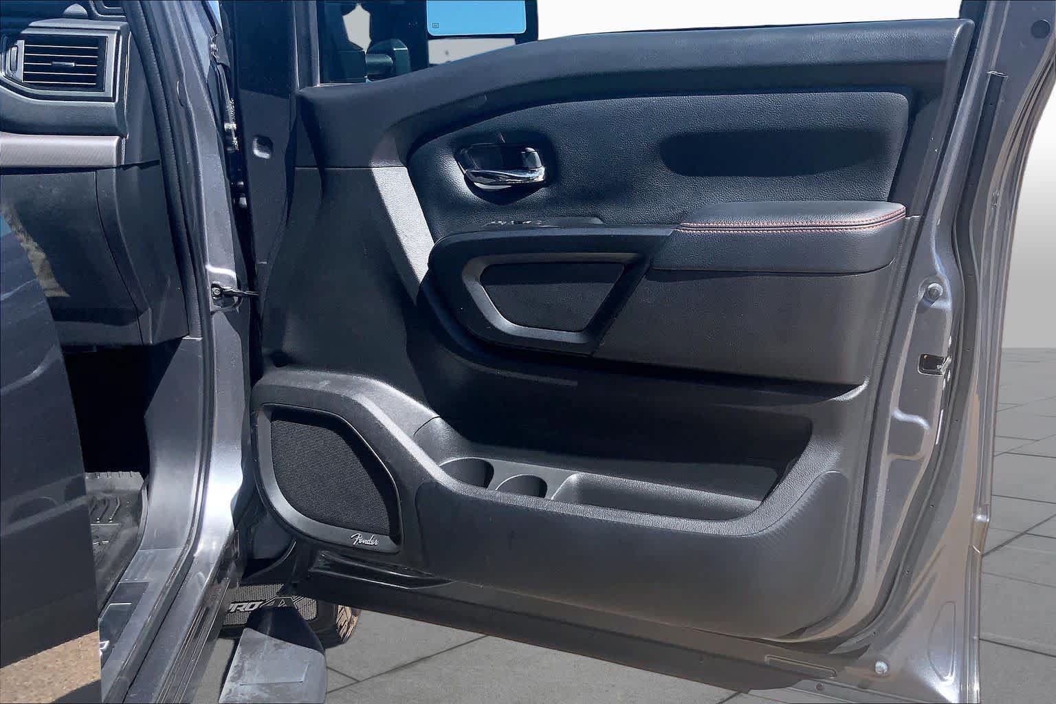 Used 2024 Nissan Titan PRO-4X w/ Pro-4x Convenience Package AWD/4WD image 23