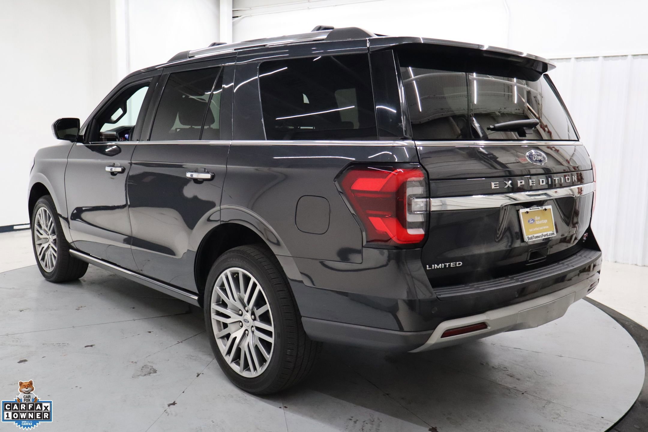 Certified 2024 Ford Expedition Limited image 2