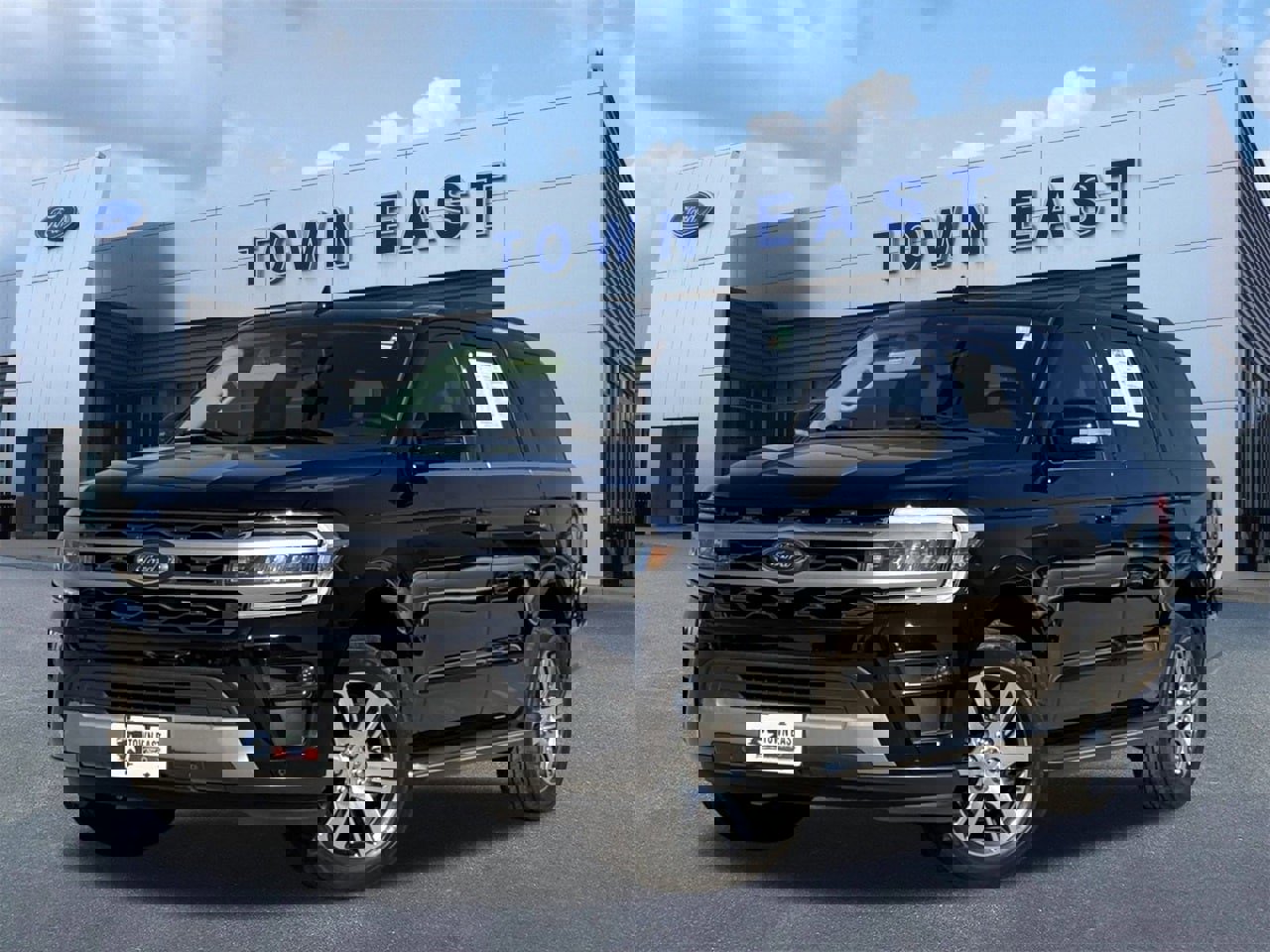 Certified 2022 Ford Expedition XLT