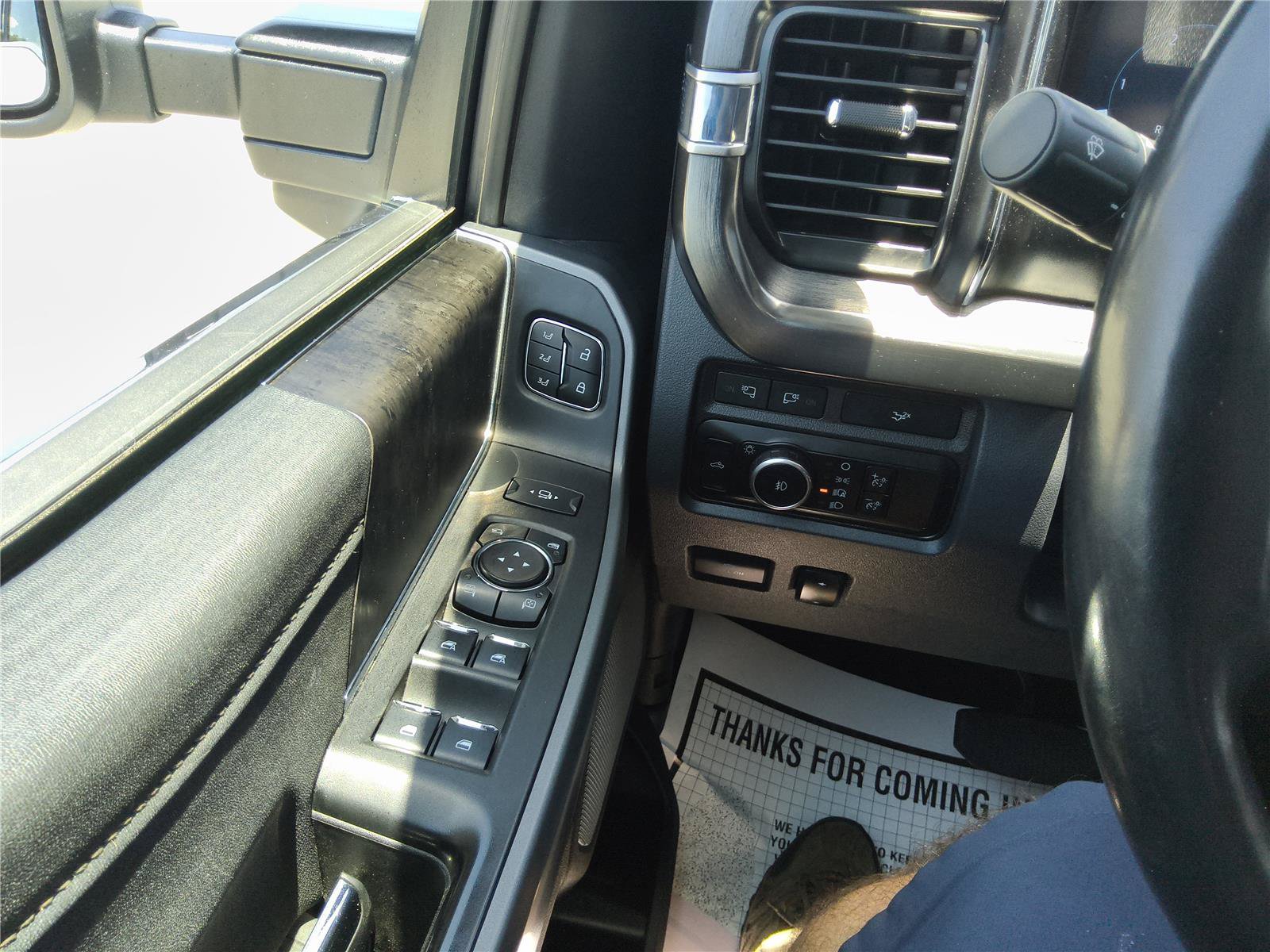 Certified 2024 Ford F350 Lariat w/ Lariat Ultimate Package AWD/4WD image 34