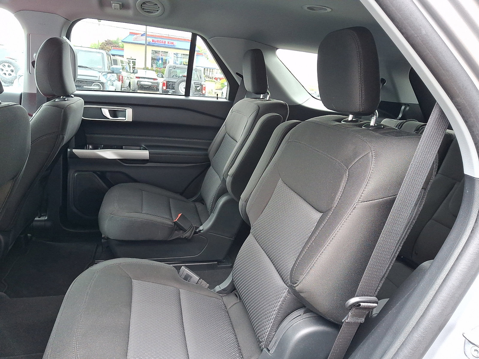 Certified 2023 Ford Explorer XLT AWD/4WD image 11