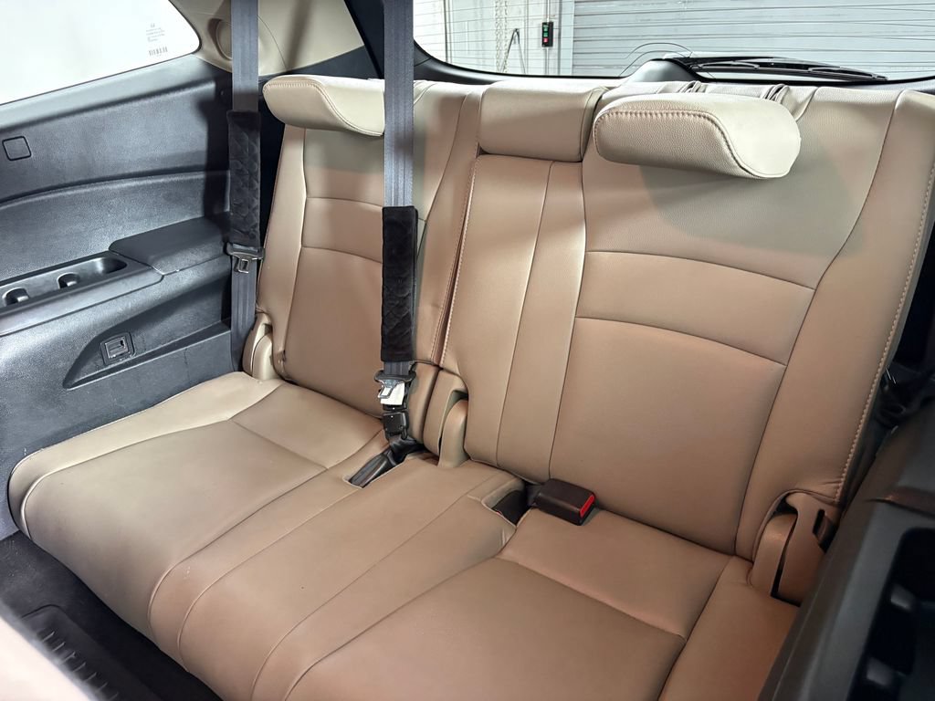 Used 2022 Honda Pilot Touring image 32