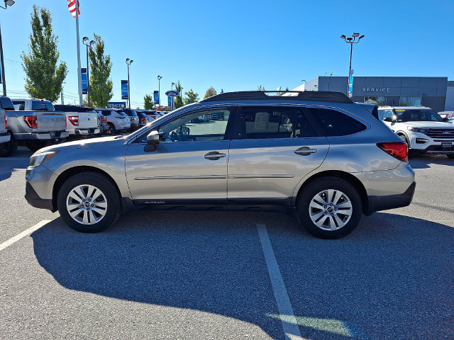 Used 2018 Subaru Outback 2.5i Premium AWD/4WD image 7