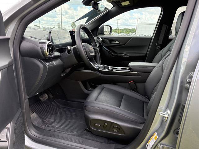 Used 2026 Chevrolet Equinox LT w/ Convenience Package II FWD image 13