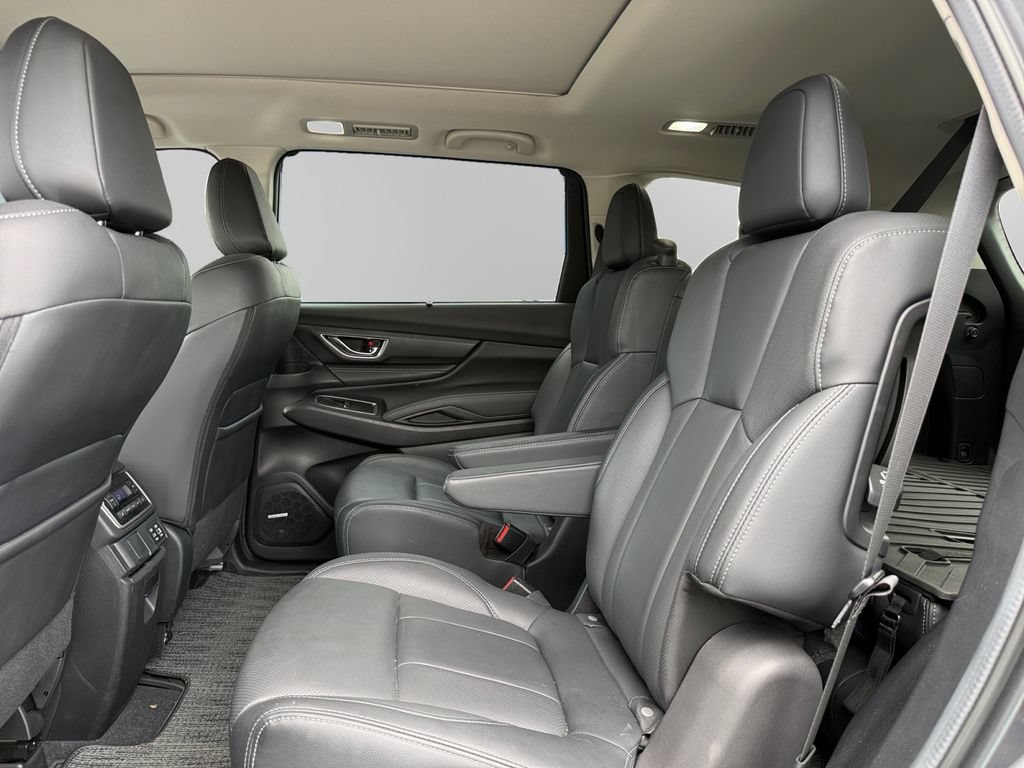 Used 2023 Subaru Ascent Limited w/ Technology Package AWD/4WD image 13