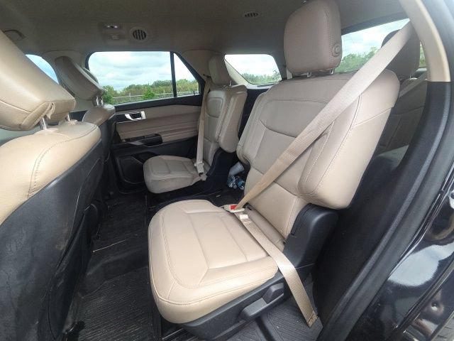 Certified 2020 Ford Explorer XLT w/ Equipment Group 202A AWD/4WD image 18