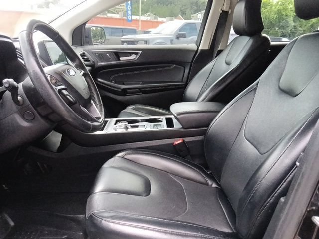 Certified 2022 Ford Edge Titanium w/ Equipment Group 301A AWD/4WD image 15