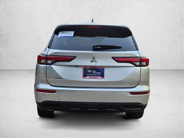 Used 2022 Mitsubishi Outlander ES FWD image 8