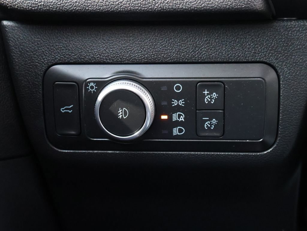 Certified 2022 Ford Escape SEL FWD image 31