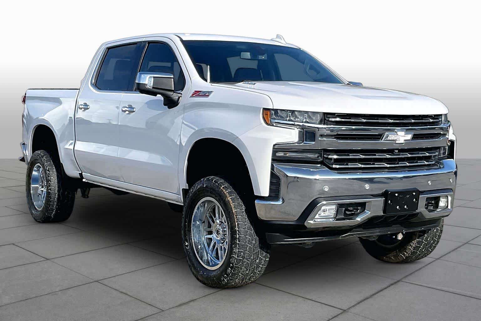 Used 2022 Chevrolet Silverado 1500 LTZ AWD/4WD image 3