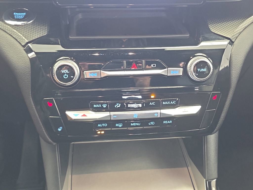 Certified 2023 Ford Explorer ST-Line AWD/4WD image 22
