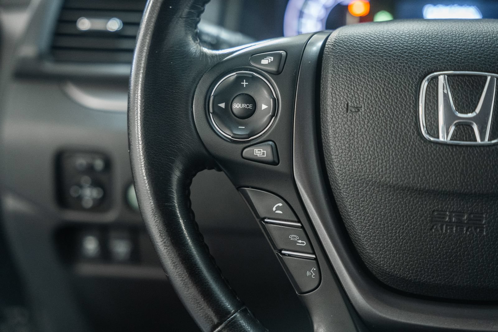 Used 2017 Honda Ridgeline RTL-T image 32